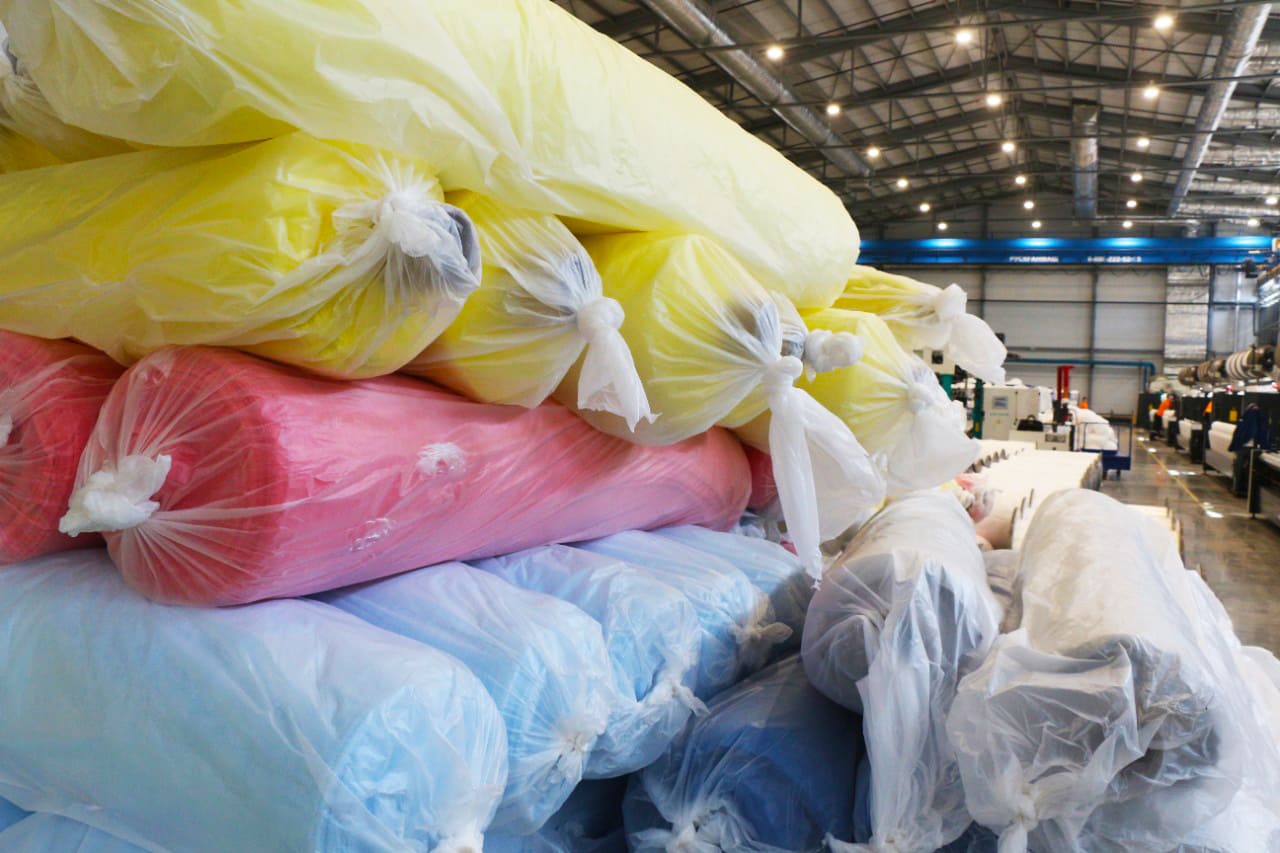 Ткань в рулонах